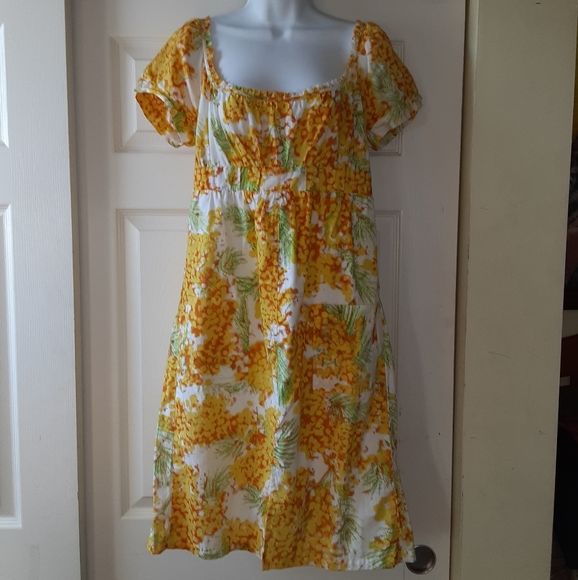 Diane von Furstenberge  yellow, green and white floral  dress, size 8 - Picture 2 of 14
